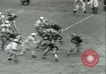 Standbild Football Game Baltimore Maryland USA, 1941, aus Sekunde 6 historischem Filmmaterial Videoclip 65675059335