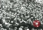 Standbild Football Game Baltimore Maryland USA, 1941, aus Sekunde 22 historischem Filmmaterial Videoclip 65675059335