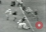 Standbild Football Game Baltimore Maryland USA, 1941, aus Sekunde 28 historischem Filmmaterial Videoclip 65675059335