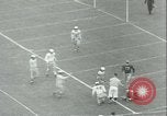 Standbild Football Game Baltimore Maryland USA, 1941, aus Sekunde 46 historischem Filmmaterial Videoclip 65675059335