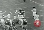 Standbild Football Game Baltimore Maryland USA, 1941, aus Sekunde 55 historischem Filmmaterial Videoclip 65675059335