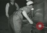 Image des charges de profondeur Canada, 1941, de la seconde 30 séquences d'archives historiques vidéo 65675059337