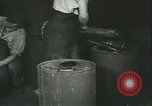 Image des charges de profondeur Canada, 1941, de la seconde 45 séquences d'archives historiques vidéo 65675059337