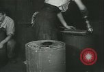 Image des charges de profondeur Canada, 1941, de la seconde 57 séquences d'archives historiques vidéo 65675059337