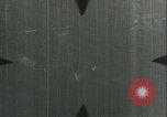 Standbild deutschen U Boot strafed auf See Atlantik, 1944, aus Sekunde 3 historischem Filmmaterial Videoclip 65675059341