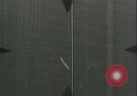 Standbild deutschen U Boot strafed auf See Atlantik, 1944, aus Sekunde 12 historischem Filmmaterial Videoclip 65675059341
