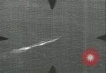 Standbild deutschen U Boot strafed auf See Atlantik, 1944, aus Sekunde 41 historischem Filmmaterial Videoclip 65675059341