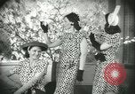 Standbild Sommer Kollektion New York United States USA, 1944, aus Sekunde 12 historischem Filmmaterial Videoclip 65675059352