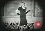 Standbild Sommer Kollektion New York United States USA, 1944, aus Sekunde 26 historischem Filmmaterial Videoclip 65675059352