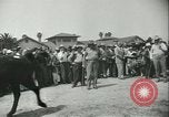 Standbild Auktion von Pferden Los Angeles California USA, 1944, aus Sekunde 21 historischem Filmmaterial Videoclip 65675059353