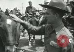 Standbild Auktion von Pferden Los Angeles California USA, 1944, aus Sekunde 39 historischem Filmmaterial Videoclip 65675059353