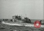 Standbild deutsche U-Boot U-Boote U-858 und U-805 Übergabe Atlantik, 1945, aus Sekunde 57 historischem Filmmaterial Videoclip 65675059356