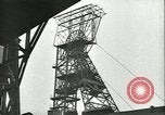 Standbild Salzbergwerk Merkers Deutschland, 1945, aus Sekunde 11 historischem Filmmaterial Videoclip 65675059358