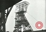 Standbild Salzbergwerk Merkers Deutschland, 1945, aus Sekunde 12 historischem Filmmaterial Videoclip 65675059358