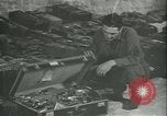Standbild Salzbergwerk Merkers Deutschland, 1945, aus Sekunde 19 historischem Filmmaterial Videoclip 65675059358