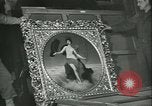 Standbild Salzbergwerk Merkers Deutschland, 1945, aus Sekunde 27 historischem Filmmaterial Videoclip 65675059358