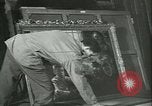 Standbild Salzbergwerk Merkers Deutschland, 1945, aus Sekunde 33 historischem Filmmaterial Videoclip 65675059358