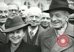 Standbild Zweiter Weltkrieg berühmte Gefangene freigelassen Deutschland, 1945, aus Sekunde 22 historischem Filmmaterial Videoclip 65675059359