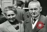 Standbild Zweiter Weltkrieg berühmte Gefangene freigelassen Deutschland, 1945, aus Sekunde 31 historischem Filmmaterial Videoclip 65675059359