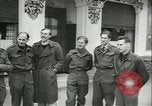 Standbild Zweiter Weltkrieg berühmte Gefangene freigelassen Deutschland, 1945, aus Sekunde 36 historischem Filmmaterial Videoclip 65675059359