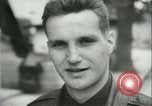 Standbild Zweiter Weltkrieg berühmte Gefangene freigelassen Deutschland, 1945, aus Sekunde 45 historischem Filmmaterial Videoclip 65675059359