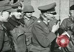 Standbild Zweiter Weltkrieg berühmte Gefangene freigelassen Deutschland, 1945, aus Sekunde 53 historischem Filmmaterial Videoclip 65675059359