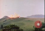 Standbild US Air Forces Flugzeuge bombardieren Deutsche befestigte Anhöhe Deutschland, 1945, aus Sekunde 47 historischem Filmmaterial Videoclip 65675059361