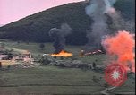 Standbild USAAF P-47s drop Napalm auf deutschen militärischen Anlagen Deutschland, 1945, aus Sekunde 32 historischem Filmmaterial Videoclip 65675059363