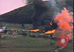 Standbild USAAF P-47s drop Napalm auf deutschen militärischen Anlagen Deutschland, 1945, aus Sekunde 46 historischem Filmmaterial Videoclip 65675059363