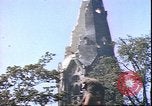 Standbild beschädigt Tiergarten Berlin Deutschland, 1945, aus Sekunde 50 historischem Filmmaterial Videoclip 65675059364