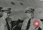 Immagine di Generale MacArthur conferisce con Admirals Kinkaid e van gancio Brisbane Australia, 1944, secondo 16 filmato di repertorio 65675059383