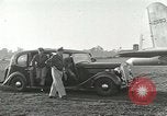 Immagine di Generale MacArthur conferisce con Admirals Kinkaid e van gancio Brisbane Australia, 1944, secondo 31 filmato di repertorio 65675059383
