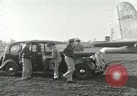 Immagine di Generale MacArthur conferisce con Admirals Kinkaid e van gancio Brisbane Australia, 1944, secondo 32 filmato di repertorio 65675059383