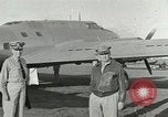 Immagine di Generale MacArthur conferisce con Admirals Kinkaid e van gancio Brisbane Australia, 1944, secondo 40 filmato di repertorio 65675059383