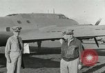 Immagine di Generale MacArthur conferisce con Admirals Kinkaid e van gancio Brisbane Australia, 1944, secondo 41 filmato di repertorio 65675059383