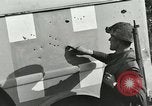 Immagine di Veicoli alleati Anzio Italia, 1944, secondo 18 filmato di repertorio 65675059384