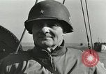 Standbild Landing Ship Tank-358 Mittelmeer, 1944, aus Sekunde 42 historischem Filmmaterial Videoclip 65675059390