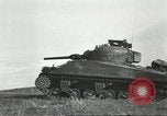 Standbild alliierten Panzer Anzio Italien, 1944, aus Sekunde 27 historischem Filmmaterial Videoclip 65675059398