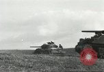 Standbild alliierten Panzer Anzio Italien, 1944, aus Sekunde 37 historischem Filmmaterial Videoclip 65675059398