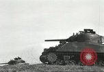 Standbild alliierten Panzer Anzio Italien, 1944, aus Sekunde 42 historischem Filmmaterial Videoclip 65675059398
