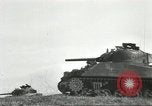Standbild alliierten Panzer Anzio Italien, 1944, aus Sekunde 43 historischem Filmmaterial Videoclip 65675059398