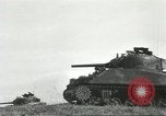 Standbild alliierten Panzer Anzio Italien, 1944, aus Sekunde 44 historischem Filmmaterial Videoclip 65675059398