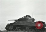 Standbild alliierten Panzer Anzio Italien, 1944, aus Sekunde 55 historischem Filmmaterial Videoclip 65675059398