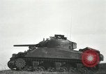 Standbild alliierten Panzer Anzio Italien, 1944, aus Sekunde 59 historischem Filmmaterial Videoclip 65675059398