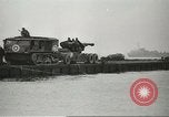 Standbild 5 Soldaten Anzio Italien, 1944, aus Sekunde 16 historischem Filmmaterial Videoclip 65675059402