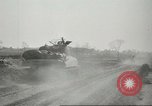 Standbild 5 Soldaten Anzio Italien, 1944, aus Sekunde 29 historischem Filmmaterial Videoclip 65675059403