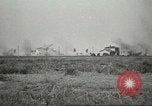 Standbild 5 Soldaten Anzio Italien, 1944, aus Sekunde 45 historischem Filmmaterial Videoclip 65675059403