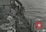 Standbild Alliierter Fallschirmjäger Mittelmeer, 1944, aus Sekunde 1 historischem Filmmaterial Videoclip 65675059416