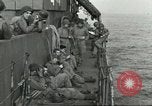 Standbild Alliierter Fallschirmjäger Mittelmeer, 1944, aus Sekunde 21 historischem Filmmaterial Videoclip 65675059416