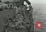 Standbild Alliierter Fallschirmjäger Mittelmeer, 1944, aus Sekunde 24 historischem Filmmaterial Videoclip 65675059416